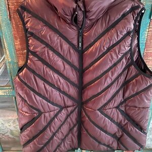 Stylish Plus Size Brick Red Metallic Puffer‎ Vest Attached Storage Bag Size 3x